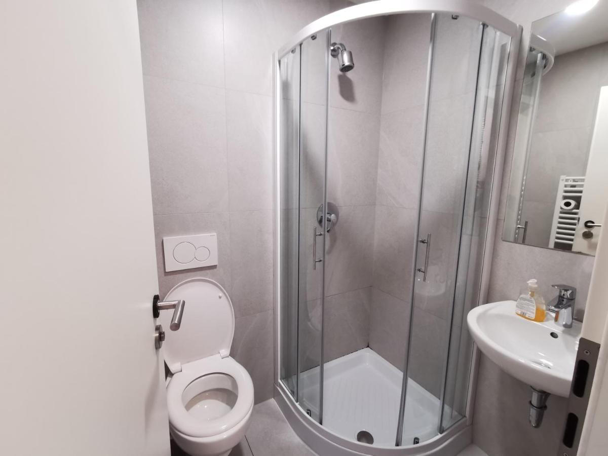 Simbol Rooms With Free Private Parking Liubliana Exterior foto